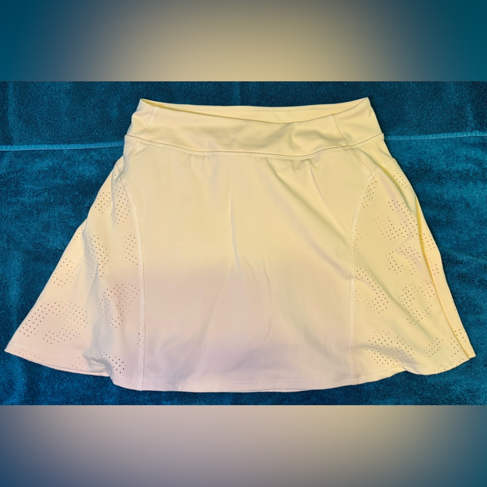Sincerely Jules Cream Athletic Shorts